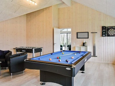 Holiday house 18 person holiday home in Hasselberg - Outdoor photo 14