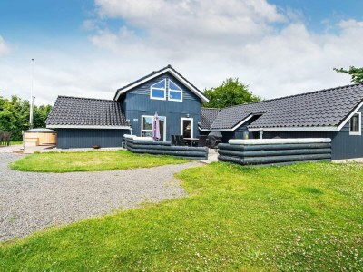 Holiday house 10 person holiday home in Juelsminde-By Traum - Outdoor photo 9