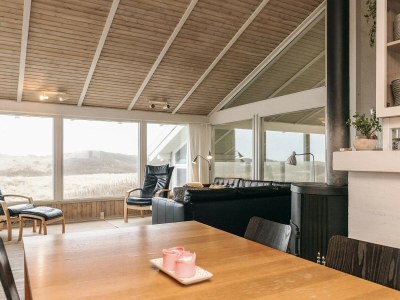 Holiday house Luxurioses Strandhaus mit Pool - Outdoor photo 7