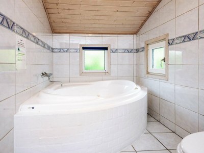 Holiday house 7 person holiday home in Henne-By Traum - Outdoor photo 18