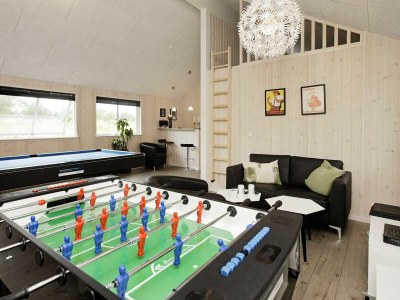 Holiday house Luxurioses Pool-Retreat in Blavand -- By Traum Ferienwohnungen - Outdoor photo 30