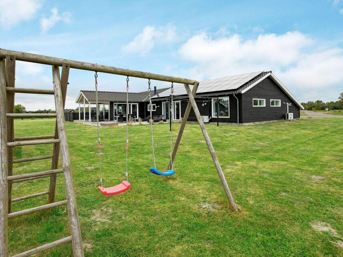 Holiday house Luxus-Ruckzug mit Pool -- By Traum Ferienwohnungen - Outdoor photo 5