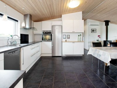 Holiday house Luxus-Ruckzug mit Pool -- By Traum Ferienwohnungen - Outdoor photo 15