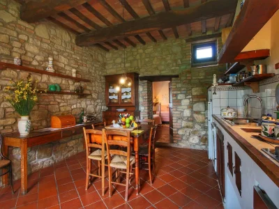 Farmhouse Farmhouse in Umbria with Garden Views - Features photo 30