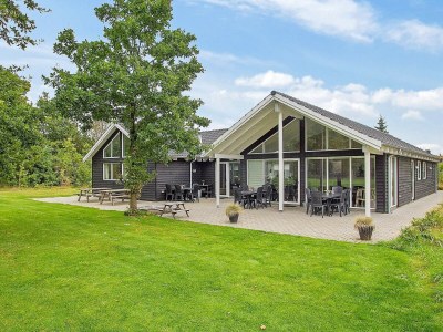 Holiday house Luxury Pool Retreat in Henne - By Traum Ferienwohnungen - Outdoor photo 2