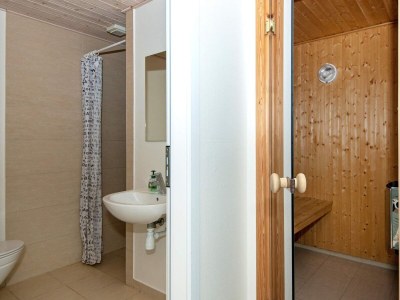 Holiday house Luxury Pool Retreat in Henne - By Traum Ferienwohnungen - Outdoor photo 34