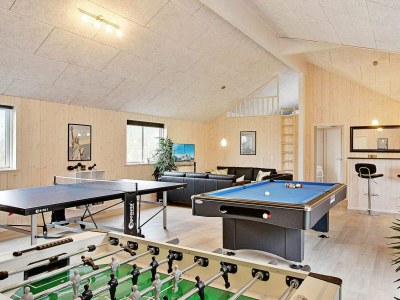 Holiday house 24 person holiday home in Hasselberg - Outdoor photo 14