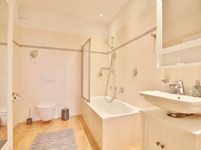 Holiday apartment Villa Strandallee 164 Appartement 5 - Features photo 31