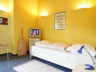 Holiday apartment Feriendomizil Birkenallee Appartement 13 - Features photo 8