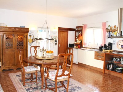 Villa - No title - 1 - Features photo 14