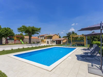 Holiday house Villa Matia in Zminj - Holiday house