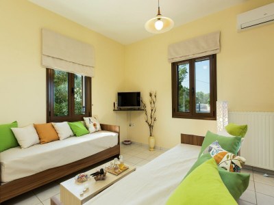 Apartment Apartment in Prines with Garden & BBQ - Features photo 23