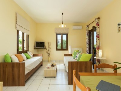 Apartment Apartment in Prines with Garden & BBQ - Features photo 24