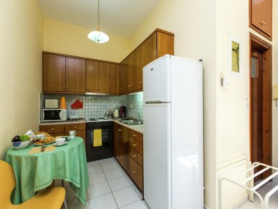 Apartment Apartment in Prines with Garden & BBQ - Features photo 27