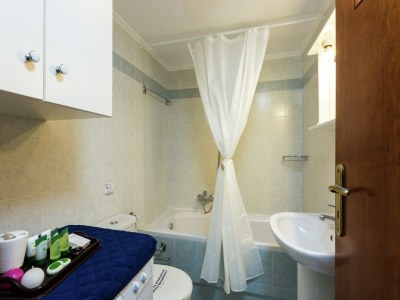 Apartment Apartment in Prines with Garden & BBQ - Features photo 28