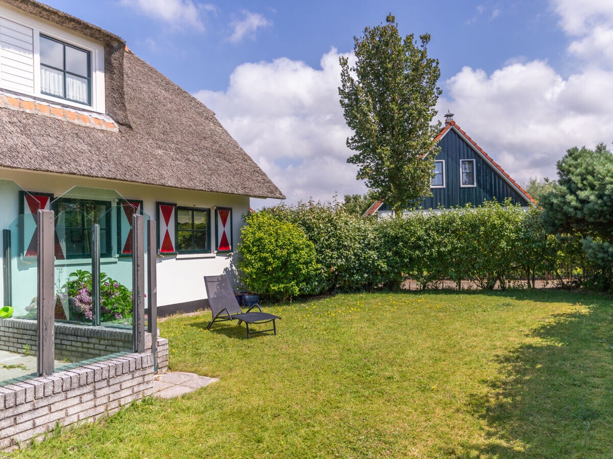 Holiday house Buitenplaats 144 - Outdoor photo 3