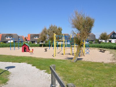 Holiday house Buitenplaats 144 - Environment photo 21