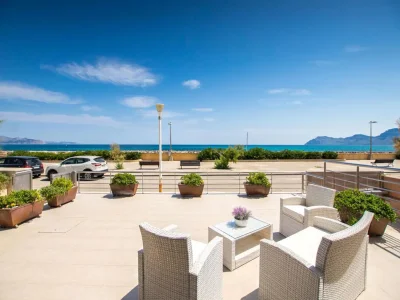 Villa Innenpool und Meerblick - Outdoor photo 10