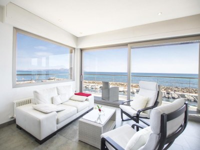 Villa Innenpool und Meerblick - Features photo 26