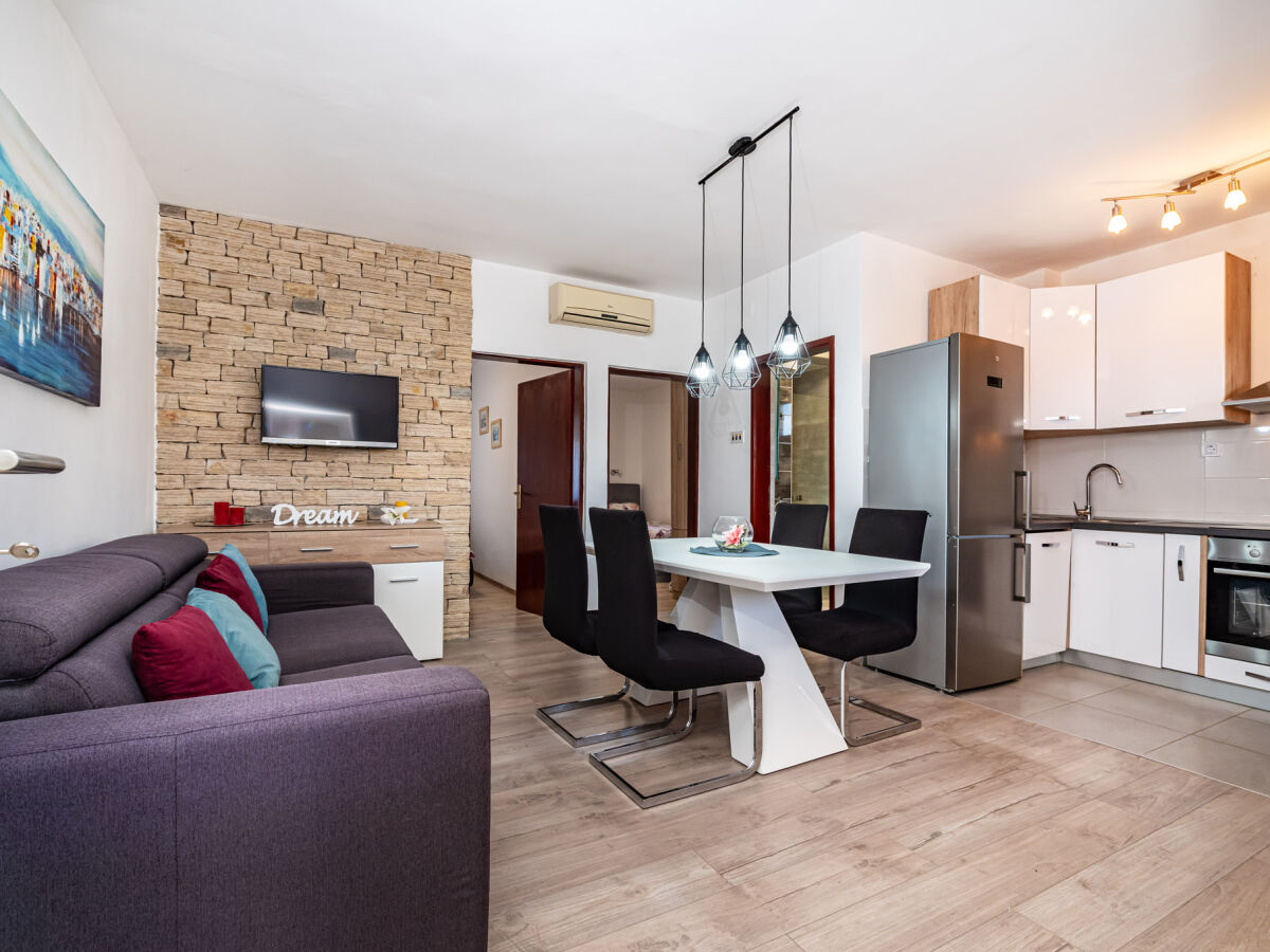 Holiday apartment Sanja - Outdoor photo 2