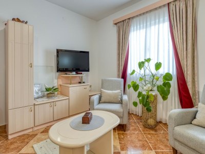 Apartment Apartments Slavica - Apartment A4 with Terrace - Features photo 5