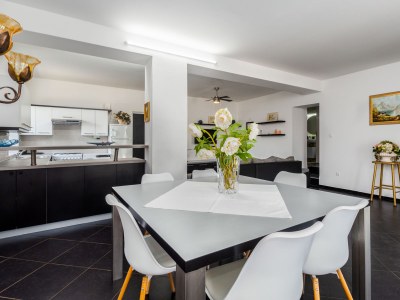 Holiday apartment - No title - - Features photo 7