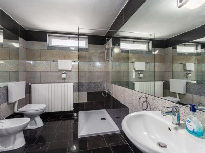 Holiday apartment - No title - - Features photo 21