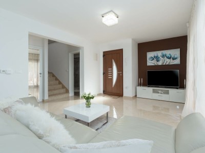 Villa - No title - - Features photo 19