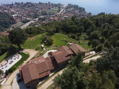 Finca Cascina Borchina Violetta Landgut Traumseeblick - Outdoor photo 6
