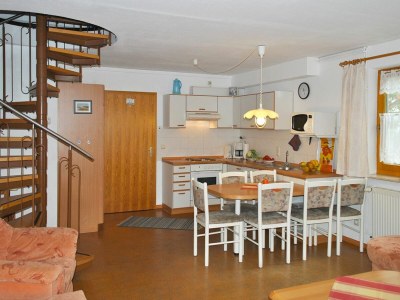 row house - No title - - Features photo 10