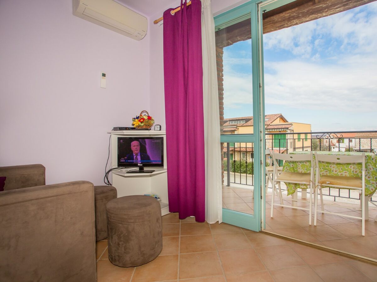 Apartment - Apartment Tia with Balcony in Resort Gedici with Shared Pool - Outdoor photo 4