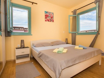 Apartment - Apartment Tia with Balcony in Resort Gedici with Shared Pool - Features photo 18