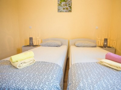 Apartment - Apartment Tia with Balcony in Resort Gedici with Shared Pool - Features photo 21