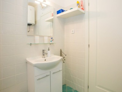 Apartment - Apartment Tia with Balcony in Resort Gedici with Shared Pool - Features photo 24