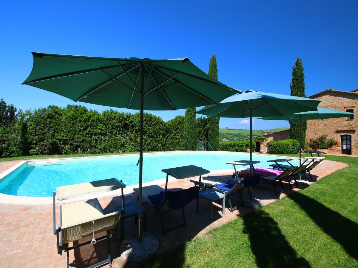 Farmhouse Bauernhaus in Montalcino mit Pool und Garten