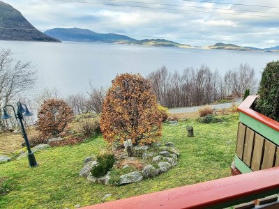 Holiday house 9 person holiday home in HUNDEIDVIK-By Traum - Outdoor photo 5