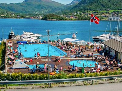 Holiday house 9 person holiday home in HUNDEIDVIK-By Traum - Outdoor photo 57