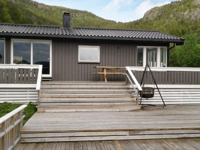 Holiday house 8 Personen Ferienhaus in Sundlandet - Outdoor photo 9