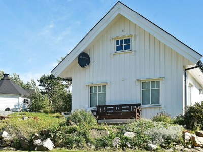 Holiday house 5 person holiday home in Oksvoll - Outdoor photo 5