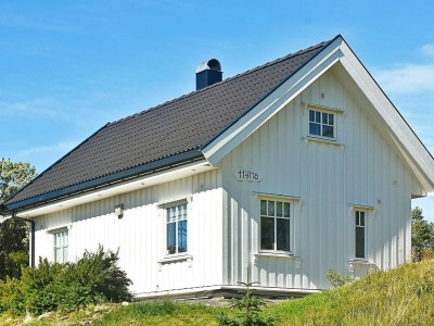 Holiday house 5 person holiday home in Oksvoll - Outdoor photo 8