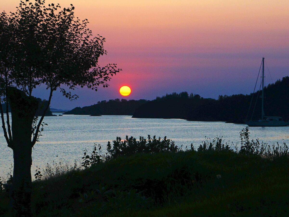 Holiday house 4 Personen Ferienhaus in Austrheim - Outdoor photo 3