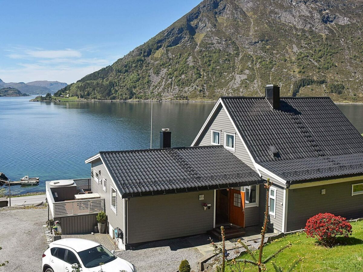 Holiday house 4 Personen Ferienhaus in Selje - Outdoor photo 2