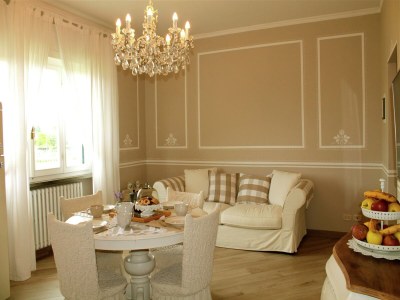 Holiday house Villa in Montecarlo with Pool and Scenic Views - Features photo 14