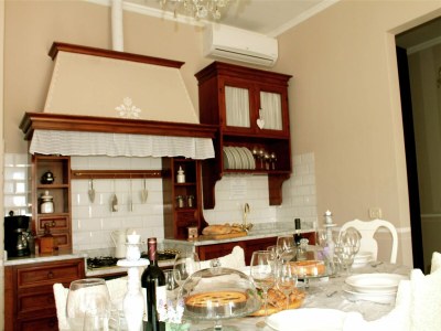 Holiday house Villa in Montecarlo with Pool and Scenic Views - Features photo 15