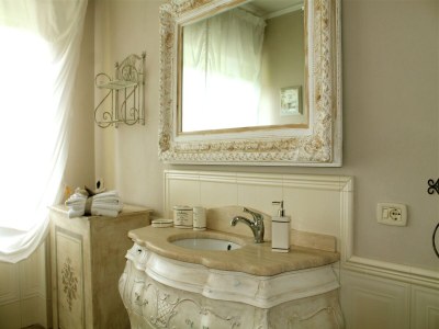 Holiday house Villa in Montecarlo with Pool and Scenic Views - Features photo 21