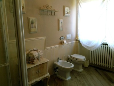 Holiday house Villa in Montecarlo with Pool and Scenic Views - Features photo 24