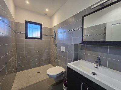 Villa Villa with private heated pool and Jacuzzi near beach - Features photo 18