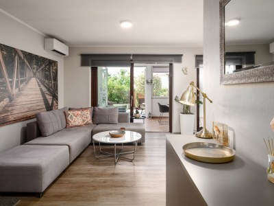 Holiday house Modern holiday house Carla with garden - Features photo 14