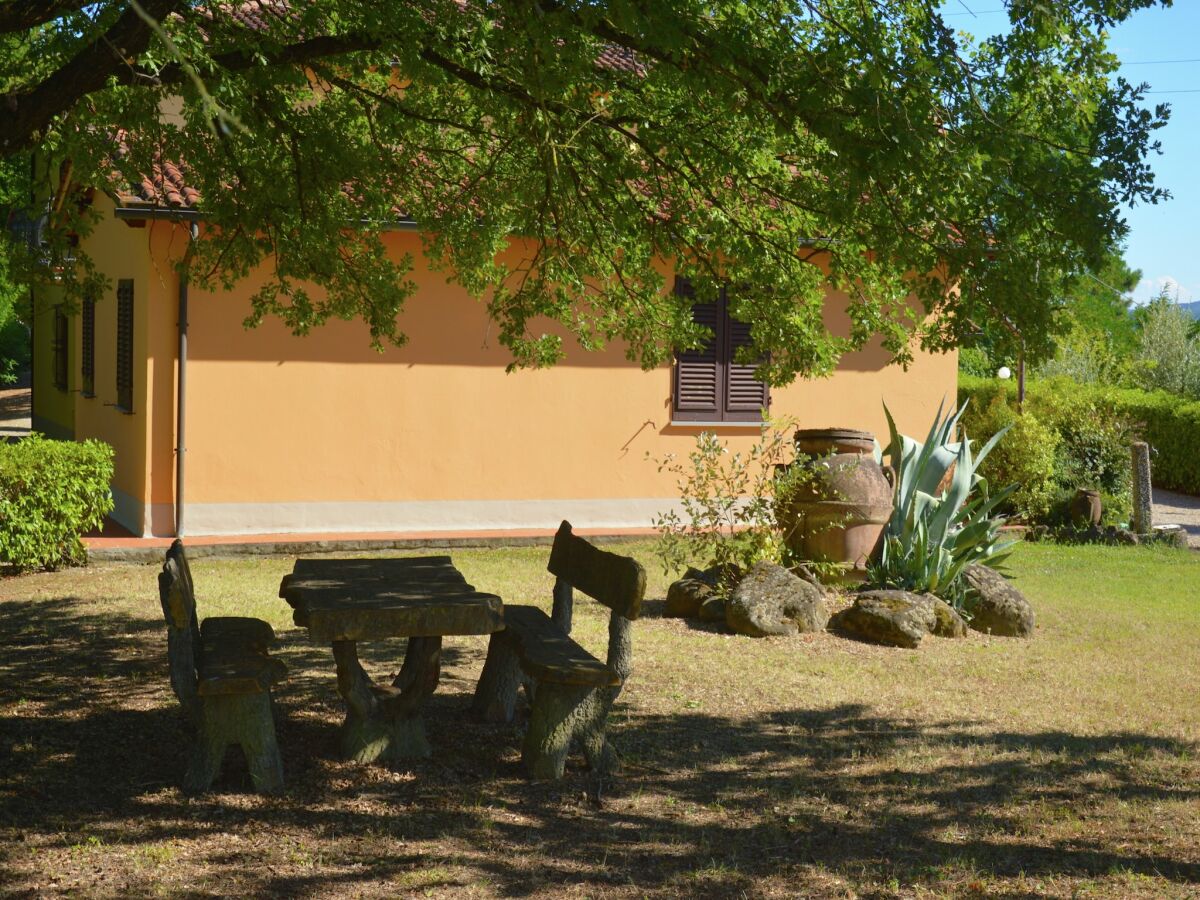 Holiday house Geräumiges Bauernhaus in Terranuova Bracciolini mit Pool - Outdoor photo 4