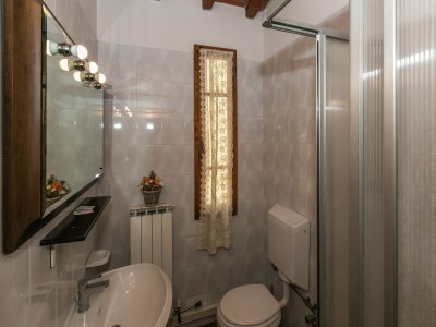 Holiday house Geräumiges Bauernhaus in Terranuova Bracciolini mit Pool - Features photo 21